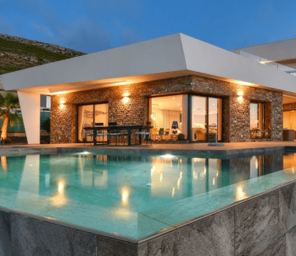 What Makes Private Villas Ideal for Multi-Generational Living in India?