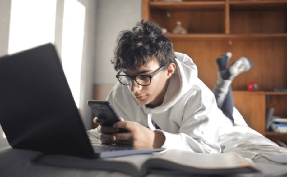 How to Stay Sane About Technology Hype: Lessons From Watching It for Fifteen Years