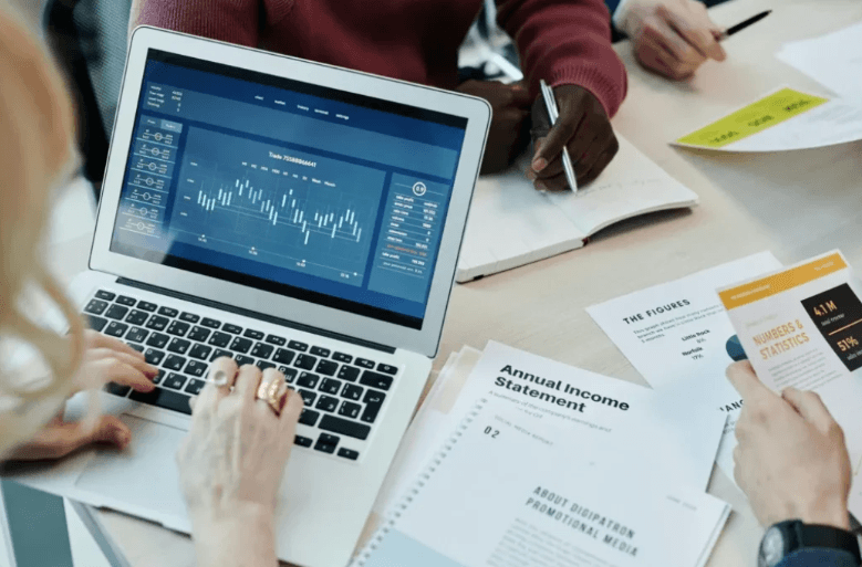 How Cloud Accounting Reduces Corporate Tax Filing Costs in Canada